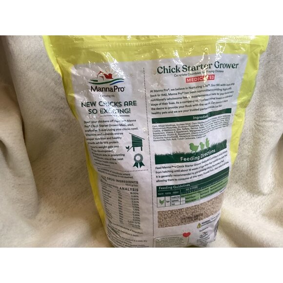 Manna Pro Chick Starter Grower Medicated Crumbles 5 Lb Bag - Picture 3 of 5